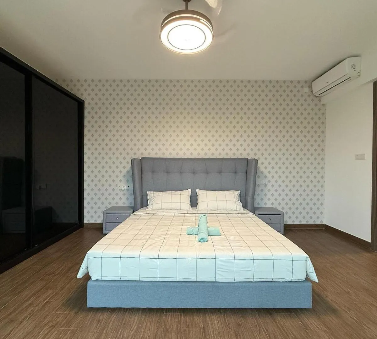 Villa In Forest City Golf Club Johor Bahru Malaysia